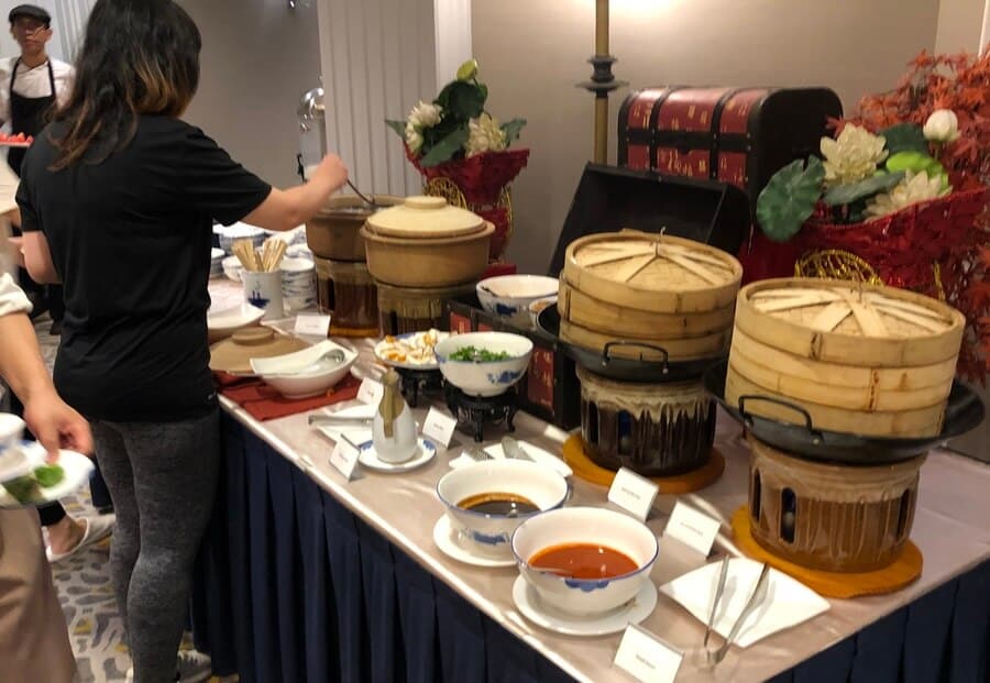The chinese food at the Marriot breakfast buffet are somewhat limited.